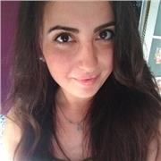 Laureanda in Lingue Straniere propone lezioni di francese e inglese e aiuto compiti per studenti di medie e superiori